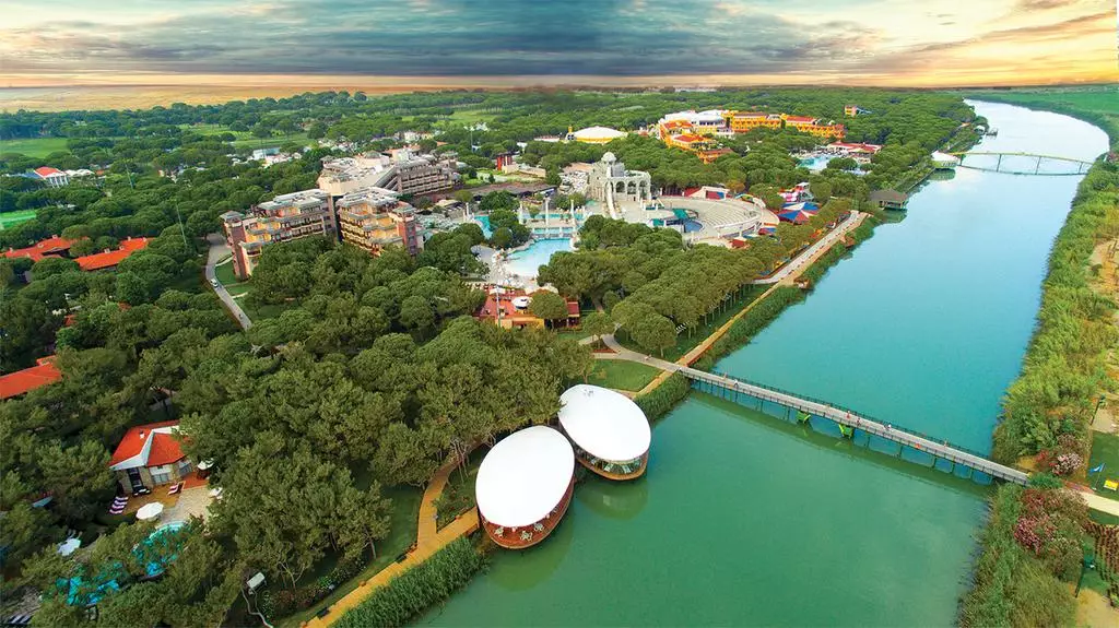 هتل زانادو ریزورت آنتالیا